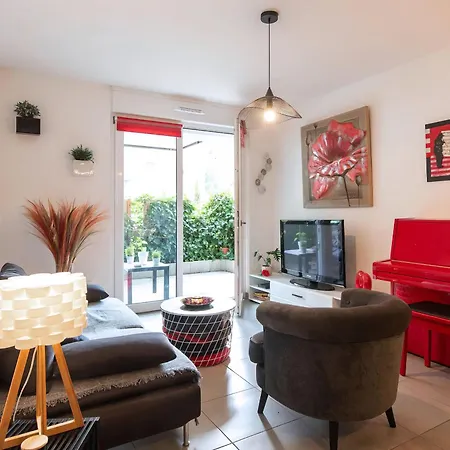 Appartement Le Mediatik, Parking Prive Et Terrasse Amenagee *